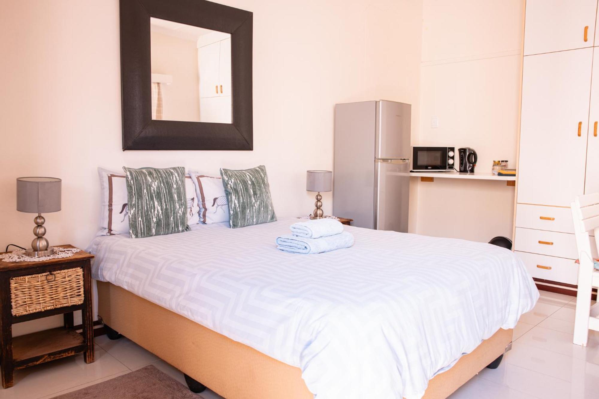 Emerald Bed&Breakfast วินด์ฮุก ภายนอก รูปภาพ